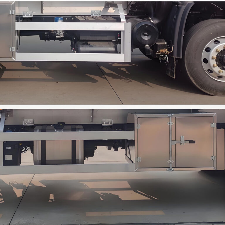 Aircraft Refueling Truck Chinese