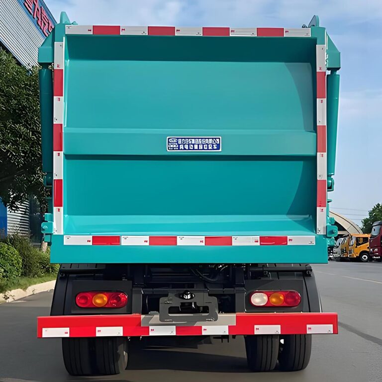 Electric food waste collection truck rear