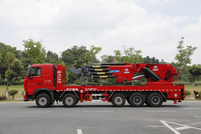 كيف يمكنني حجز شاحنة رافعة لمشروعي بالجملة