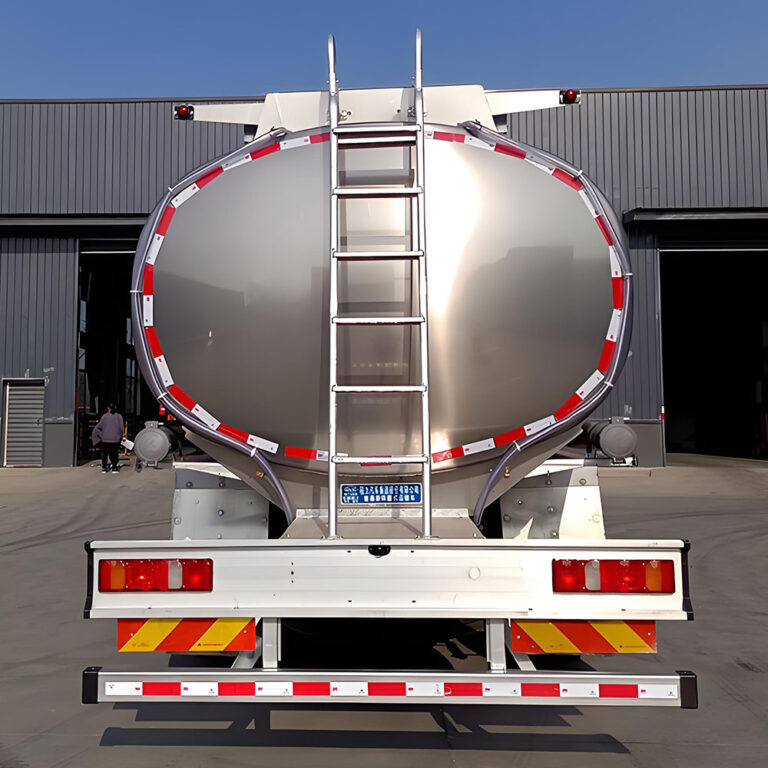 Liquid Transport Truck - General Purpose Tanker exporting