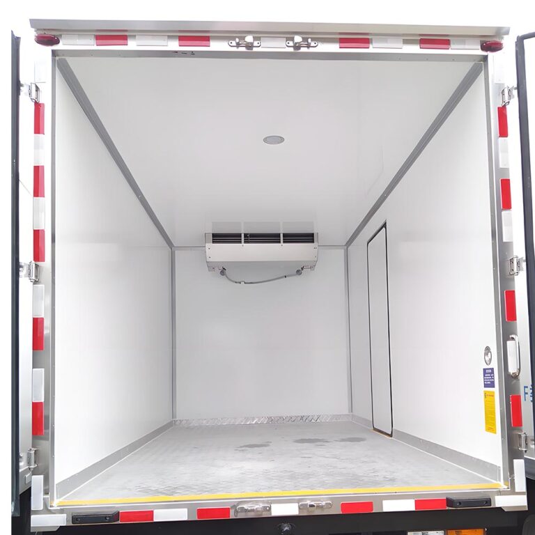 牛乳輸送トラックのカスタマイズ