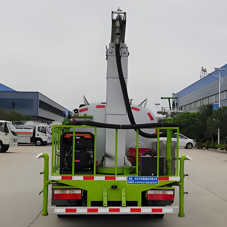 Multifunctional Dust Suppression Truck bulk